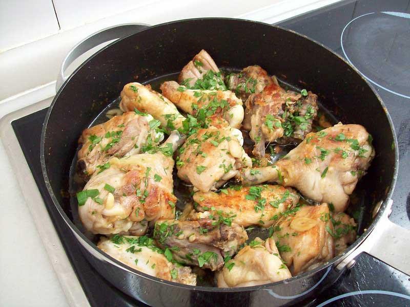 Pollo al ajillo Recipe